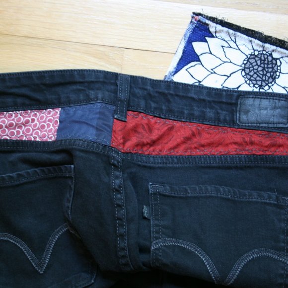 Embellished Black Jeans - Levi's Mid Rise Skinny Size 12M - Picture 4 of 4